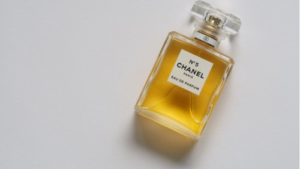 25 Strategi Bisnis Parfum yang Efektif
